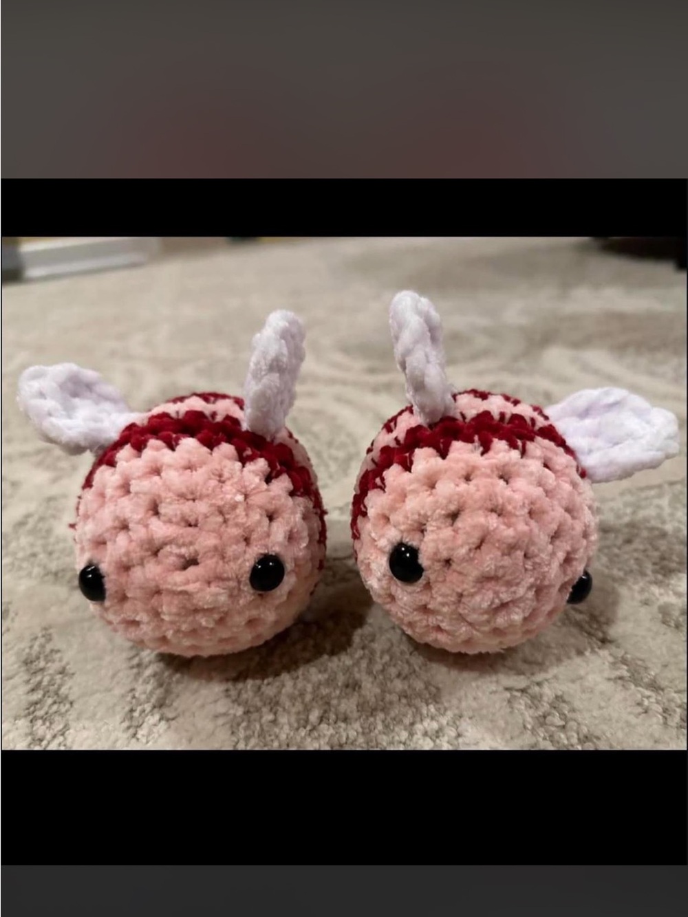 Crochet valentines Bee Pair